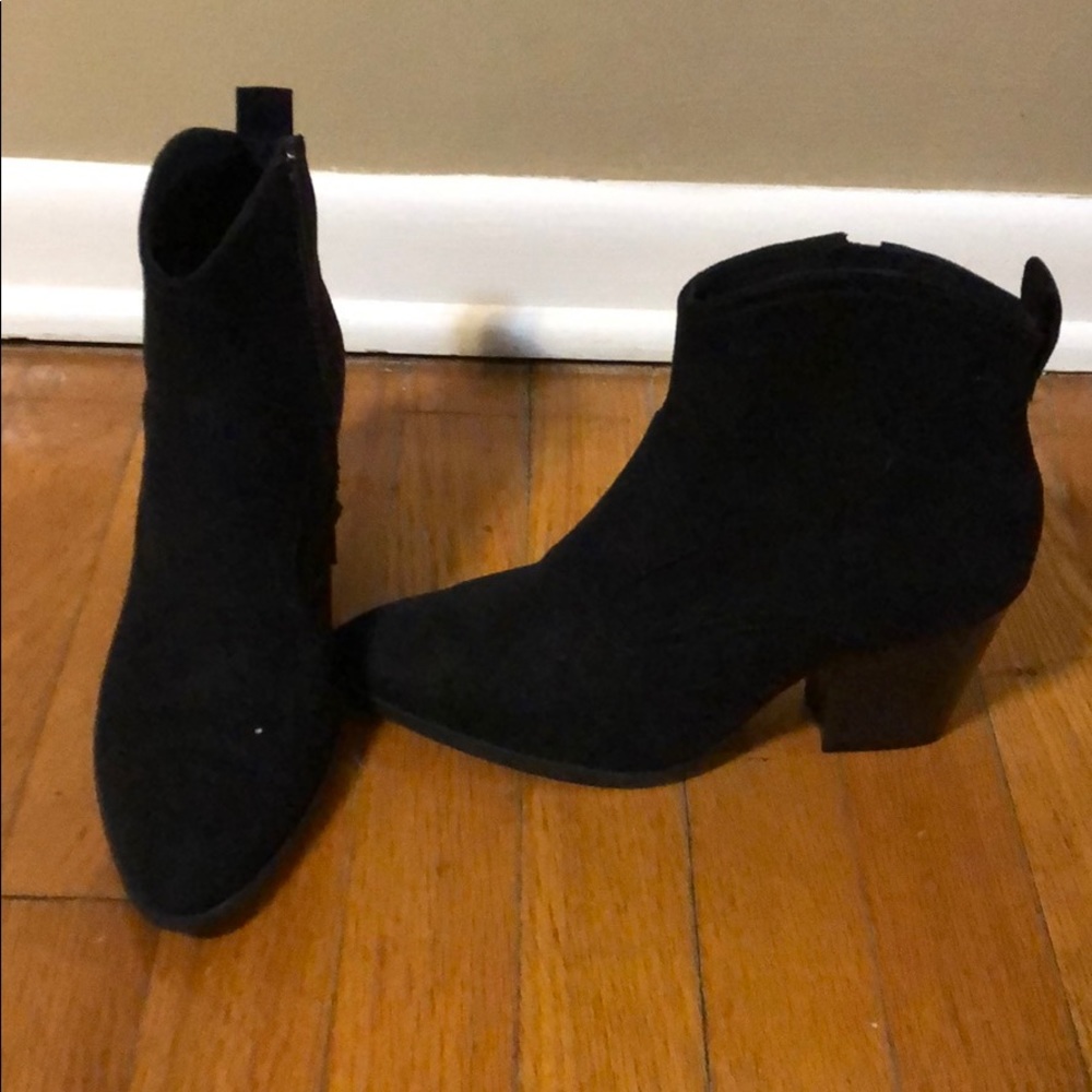Black boots